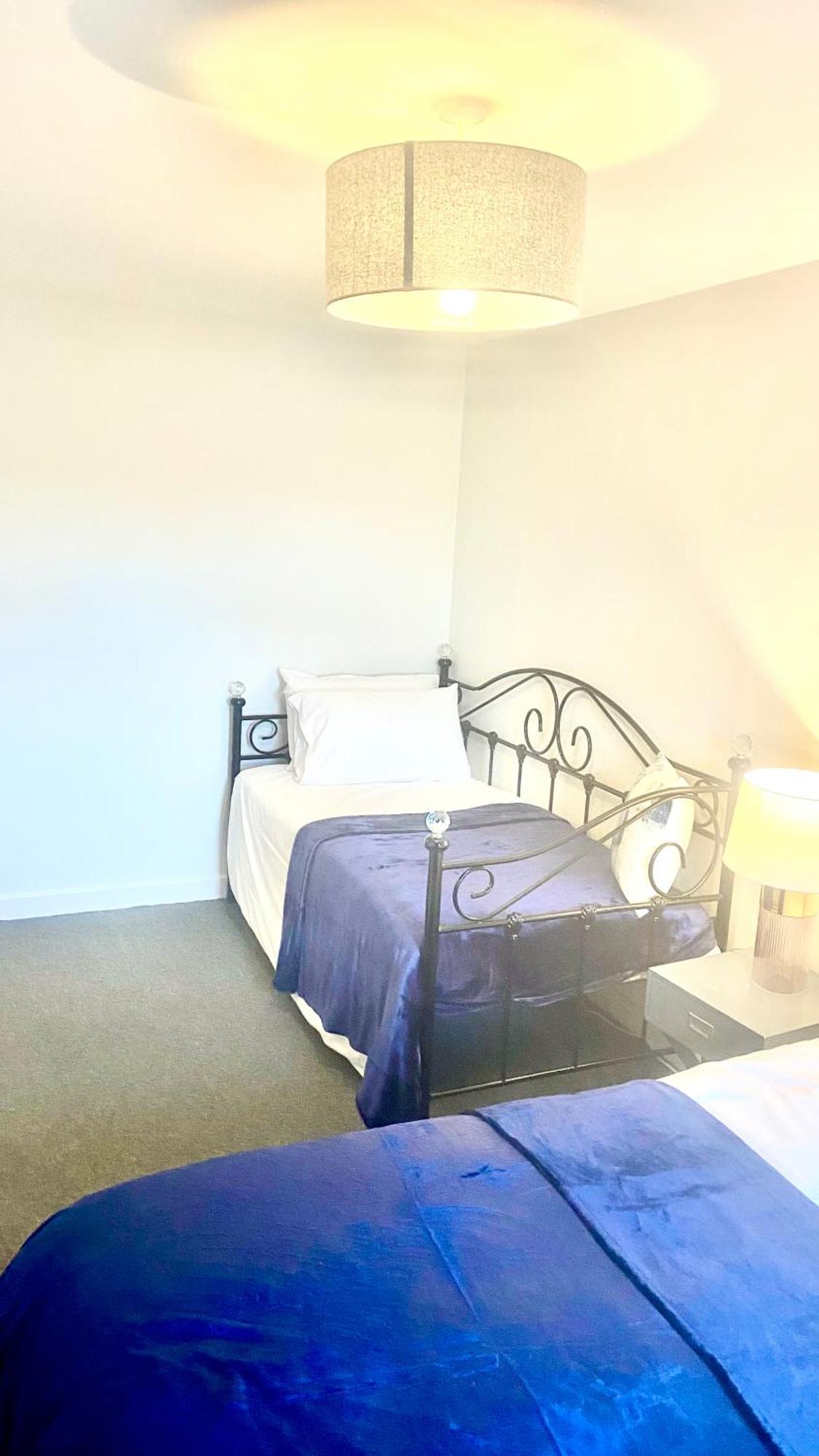 Spacious 1 Bedroom Apartment In Wigan Shevington Eksteriør bilde